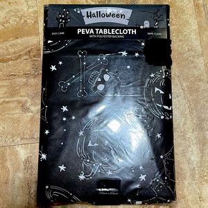 BNIP Halloween PEVA Tablecloth polyester backing Pumpkin Jack O Lantern Skulls